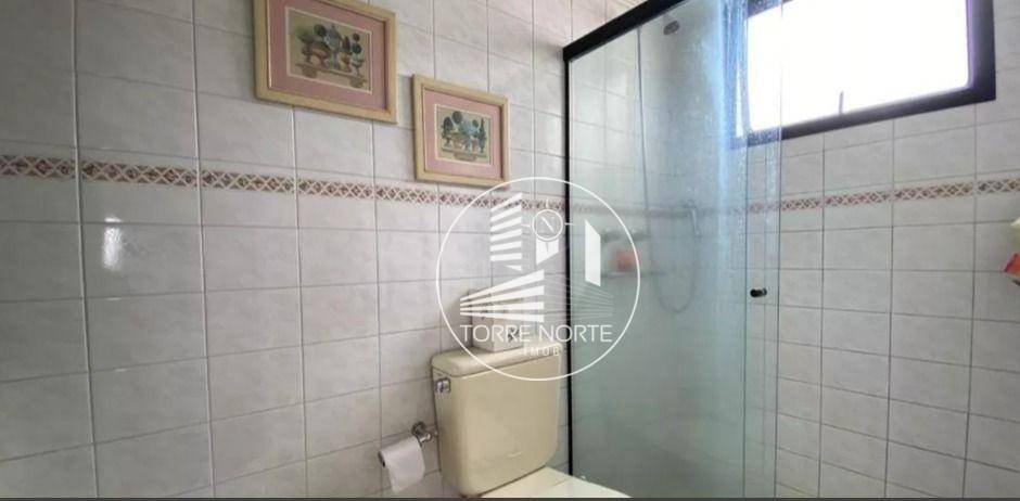 Apartamento à venda com 3 quartos, 127m² - Foto 11