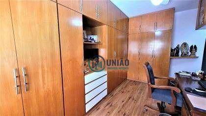 Casa à venda com 3 quartos, 277m² - Foto 19