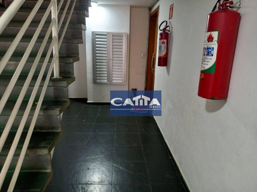 Apartamento à venda com 3 quartos, 49m² - Foto 33