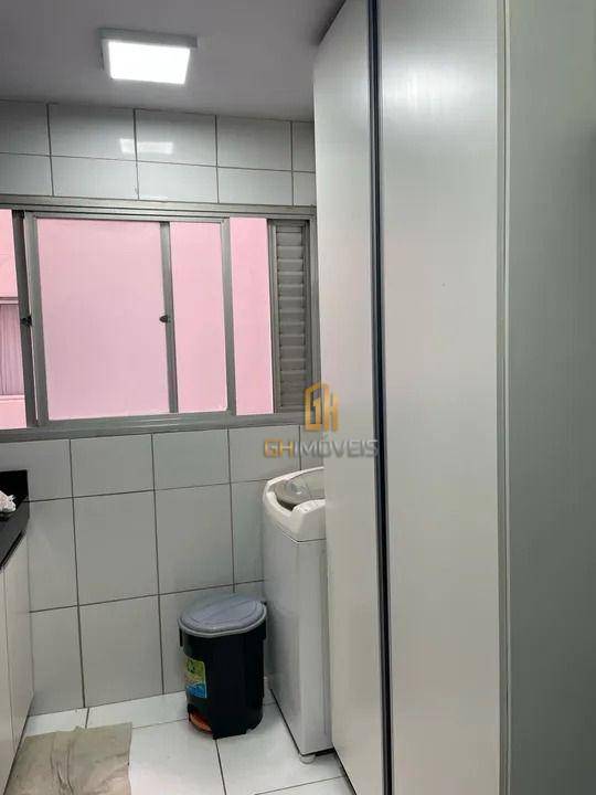 Apartamento à venda com 2 quartos, 60m² - Foto 5