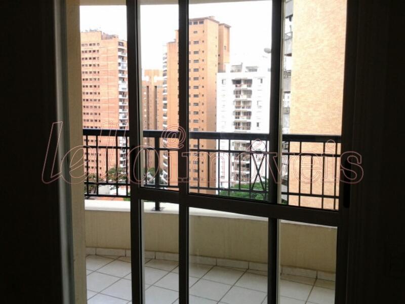 Apartamento para alugar com 2 quartos, 96m² - Foto 5