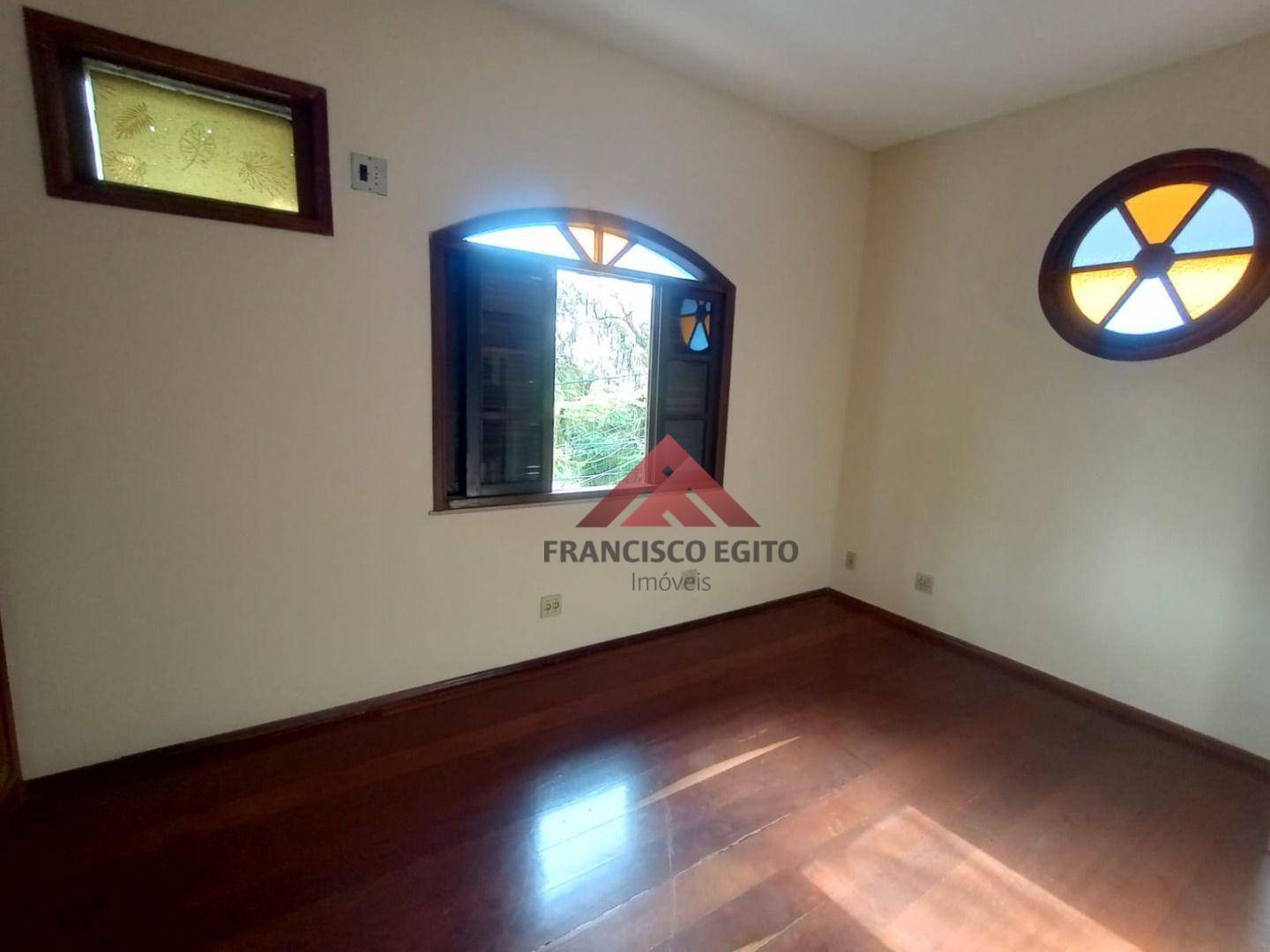 Casa à venda e aluguel com 4 quartos, 170m² - Foto 10