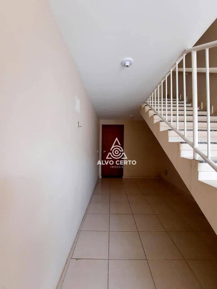 Apartamento à venda com 2 quartos, 77m² - Foto 33