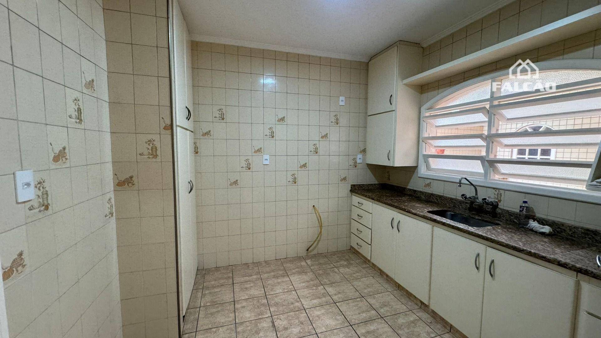 Sobrado à venda com 4 quartos, 214m² - Foto 31