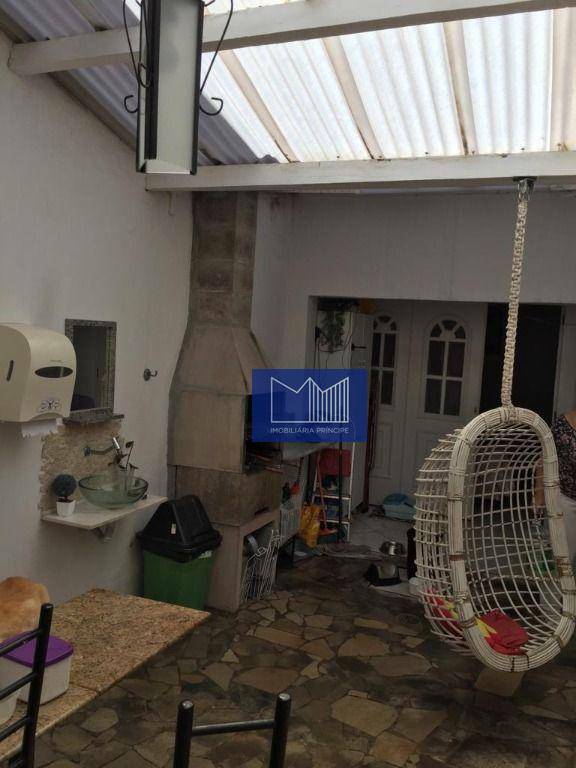 Casa à venda com 5 quartos, 260m² - Foto 13