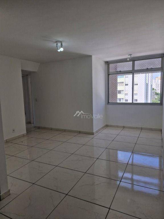 Apartamento para alugar com 3 quartos, 70m² - Foto 1