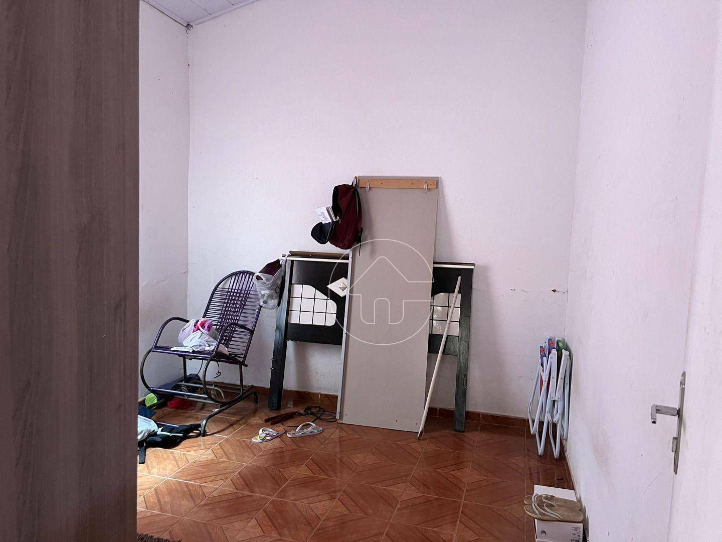 Casa à venda com 2 quartos, 100m² - Foto 7