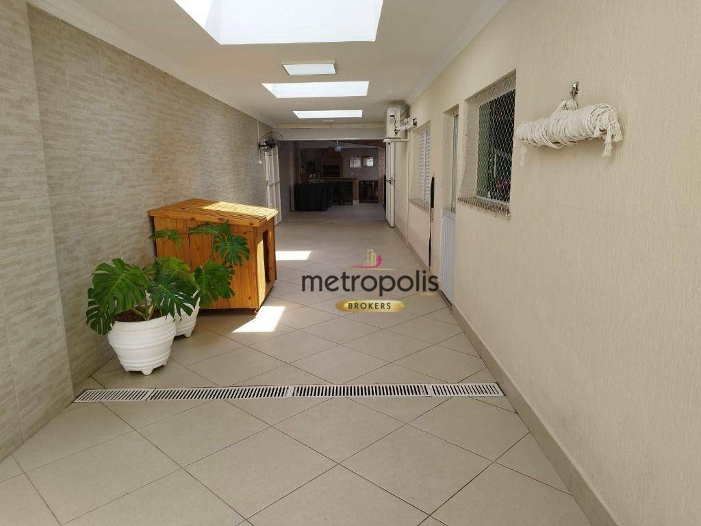 Casa à venda e aluguel com 3 quartos, 270m² - Foto 5