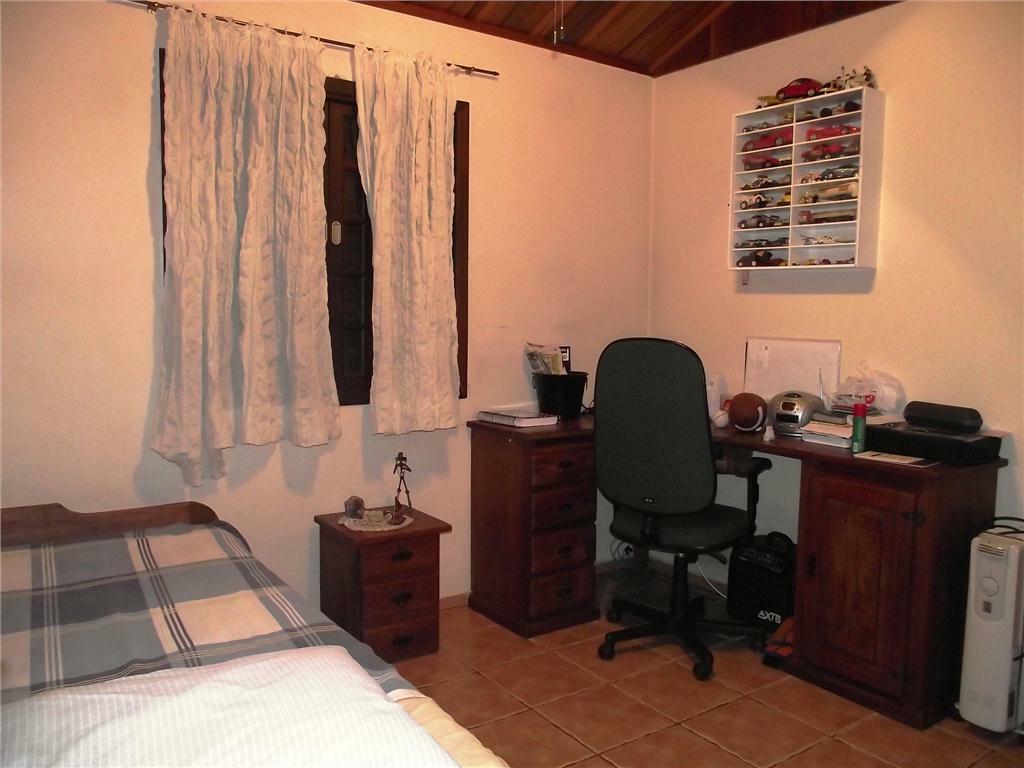 Casa de Condomínio à venda com 4 quartos, 400m² - Foto 12