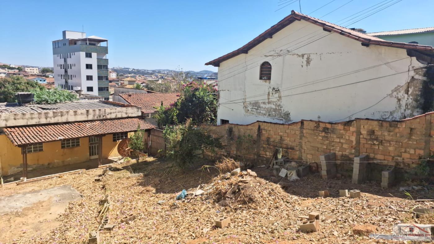 Terreno à venda com 2 quartos, 360m² - Foto 6