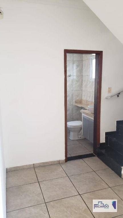 Sobrado para alugar com 3 quartos, 110m² - Foto 10