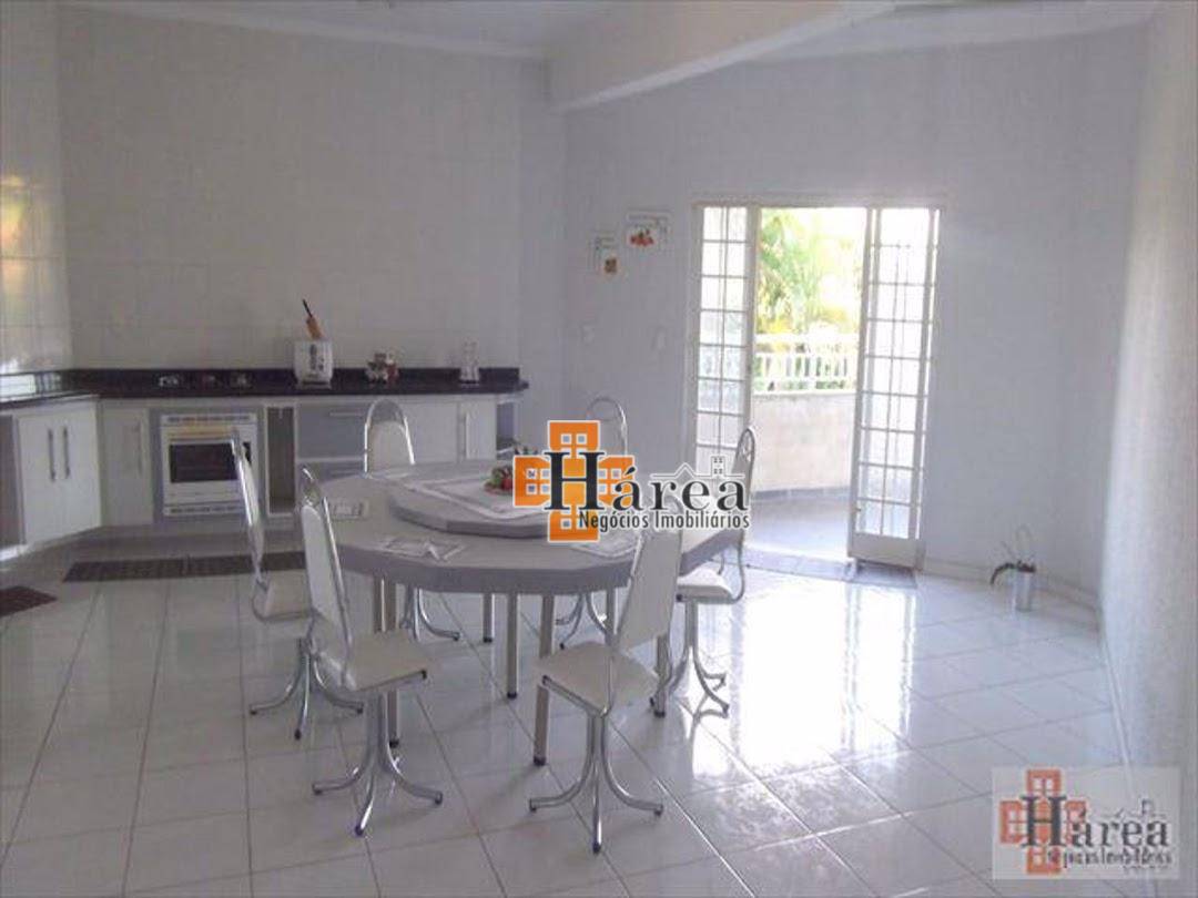 Casa à venda com 6 quartos, 900m² - Foto 4