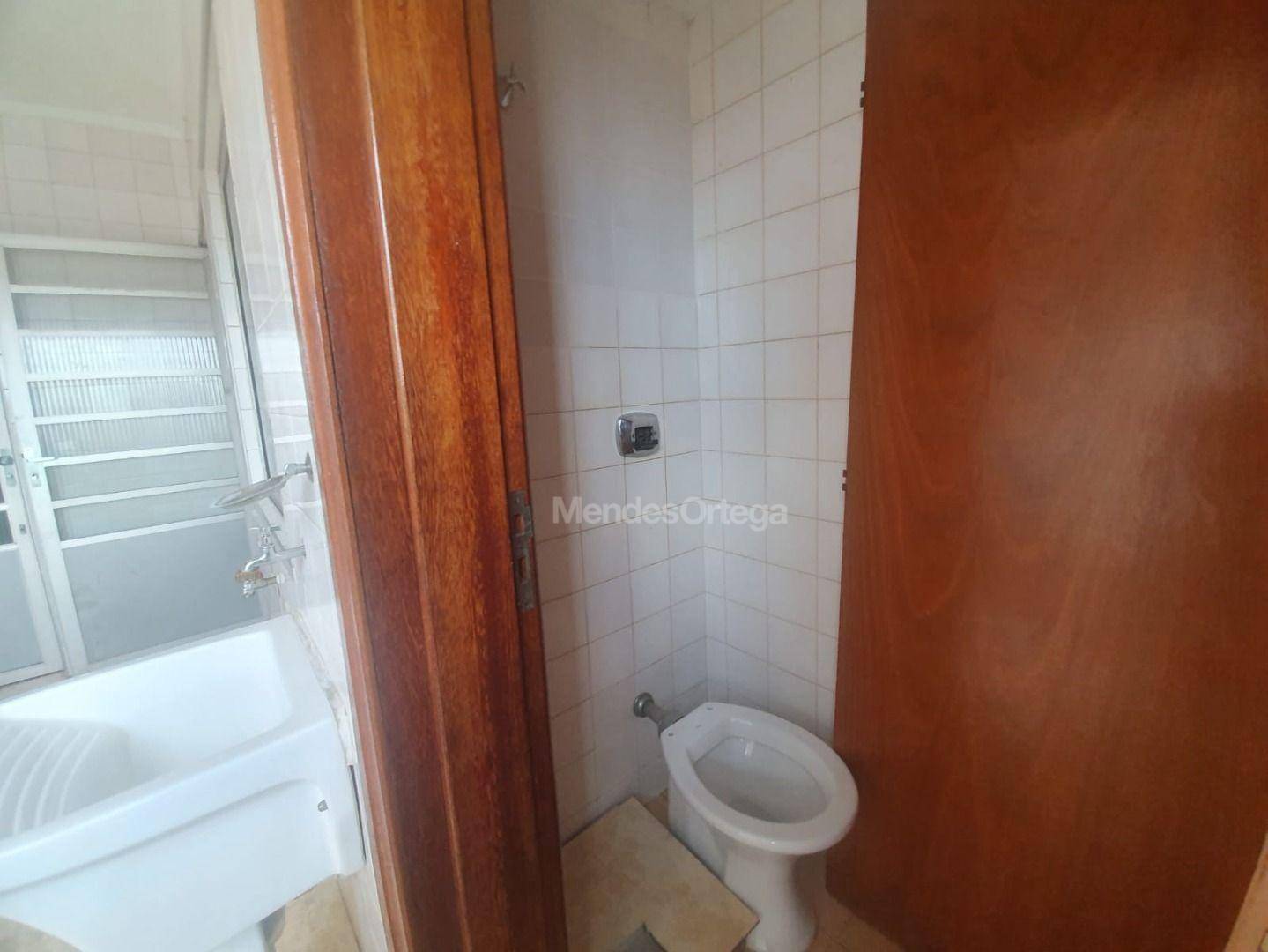 Apartamento para alugar com 3 quartos, 130m² - Foto 25