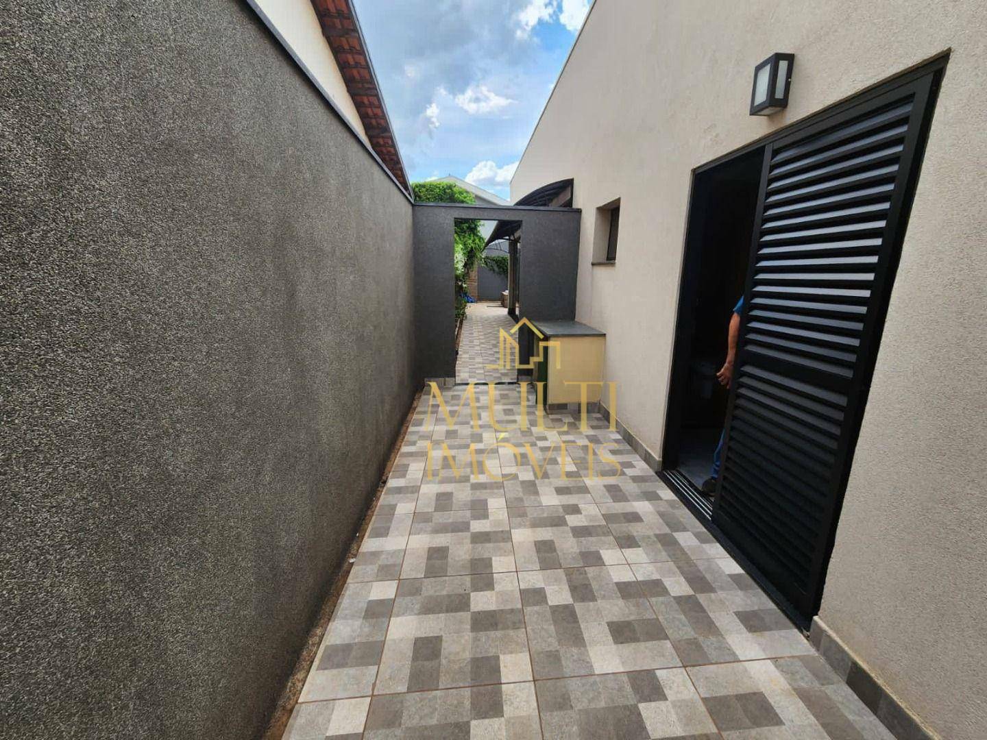 Casa à venda com 4 quartos, 264m² - Foto 7