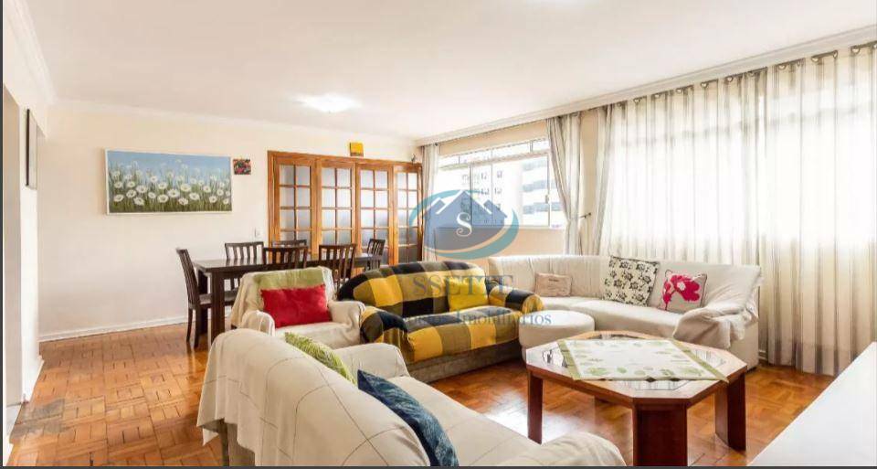 Apartamento à venda com 3 quartos, 128m² - Foto 2