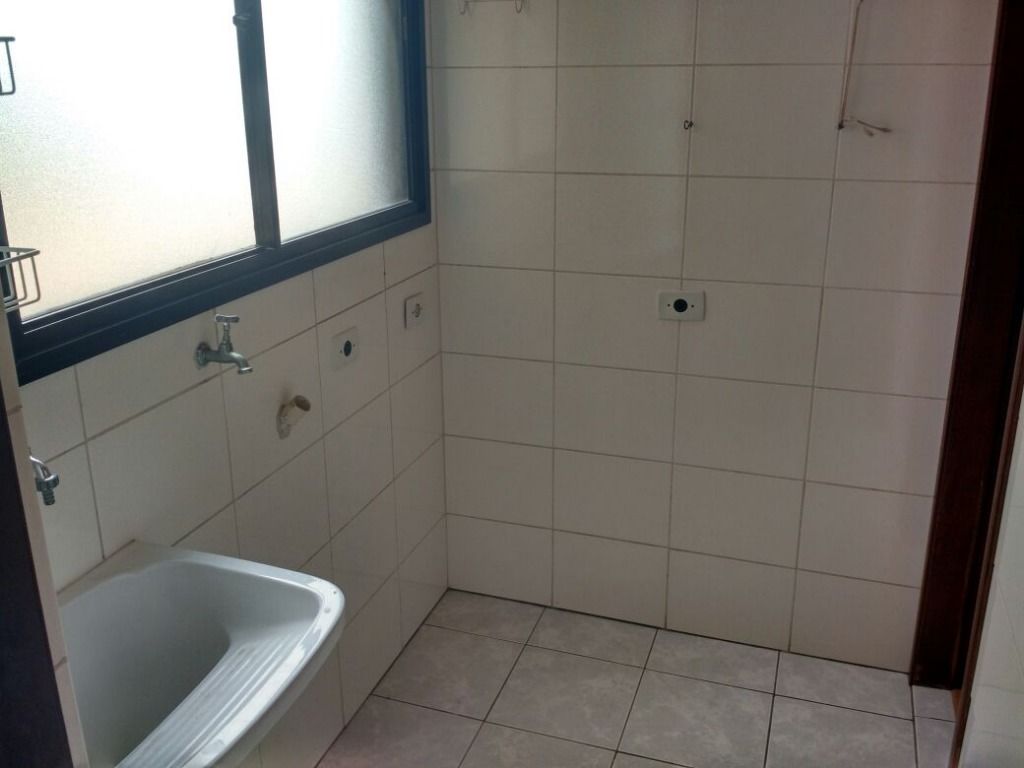 Apartamento à venda com 3 quartos, 73m² - Foto 12