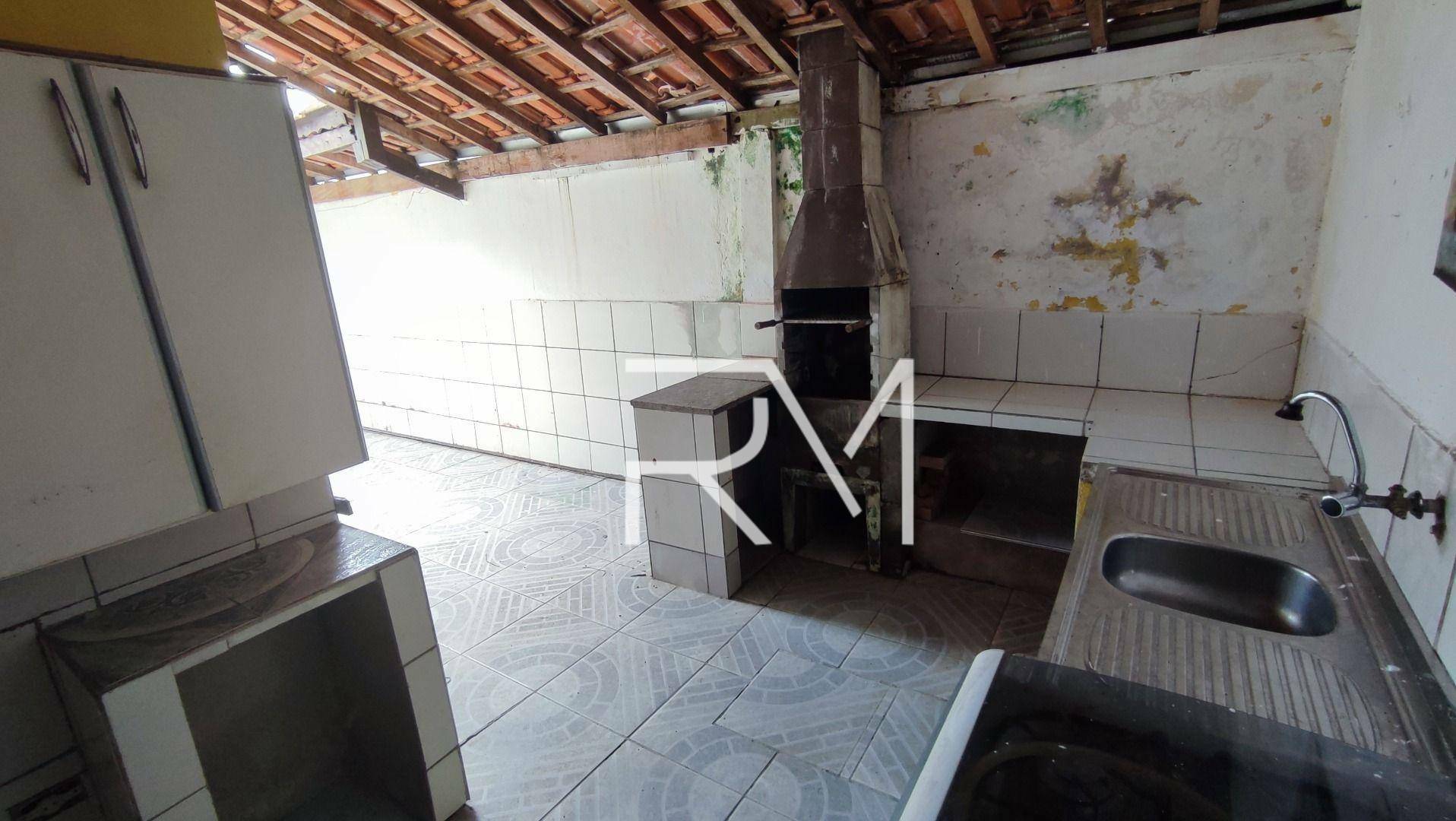 Casa à venda com 2 quartos, 89m² - Foto 14