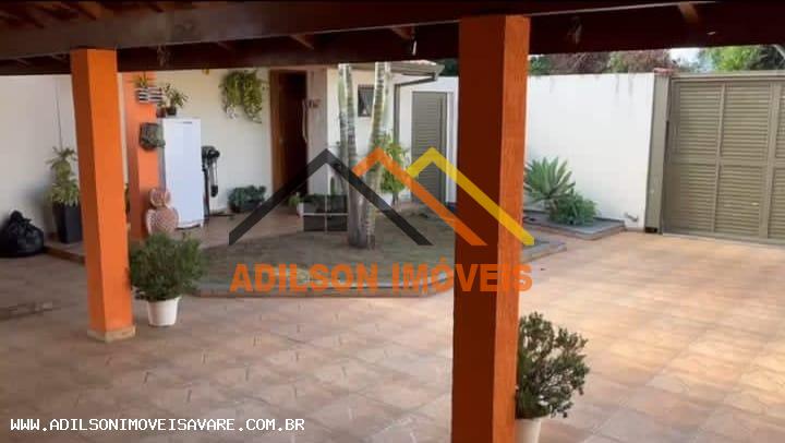 Casa à venda com 3 quartos, 250m² - Foto 16