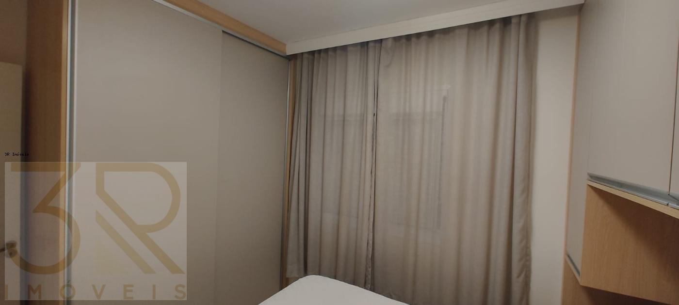 Apartamento à venda com 2 quartos, 74m² - Foto 2