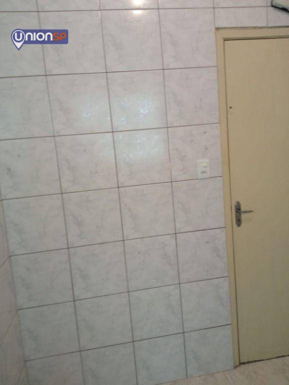 Apartamento à venda com 2 quartos, 65m² - Foto 2