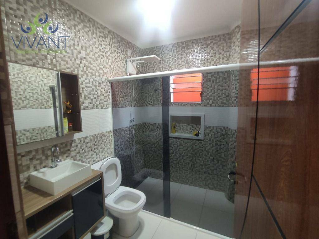 Sobrado à venda com 3 quartos, 300m² - Foto 3