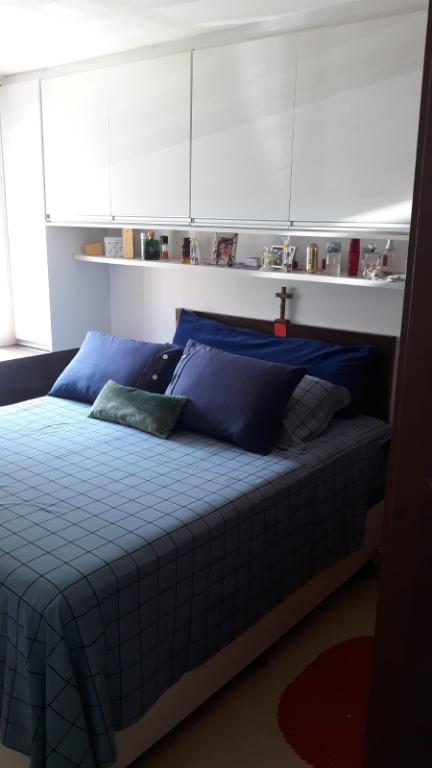 Apartamento à venda com 2 quartos, 64m² - Foto 24