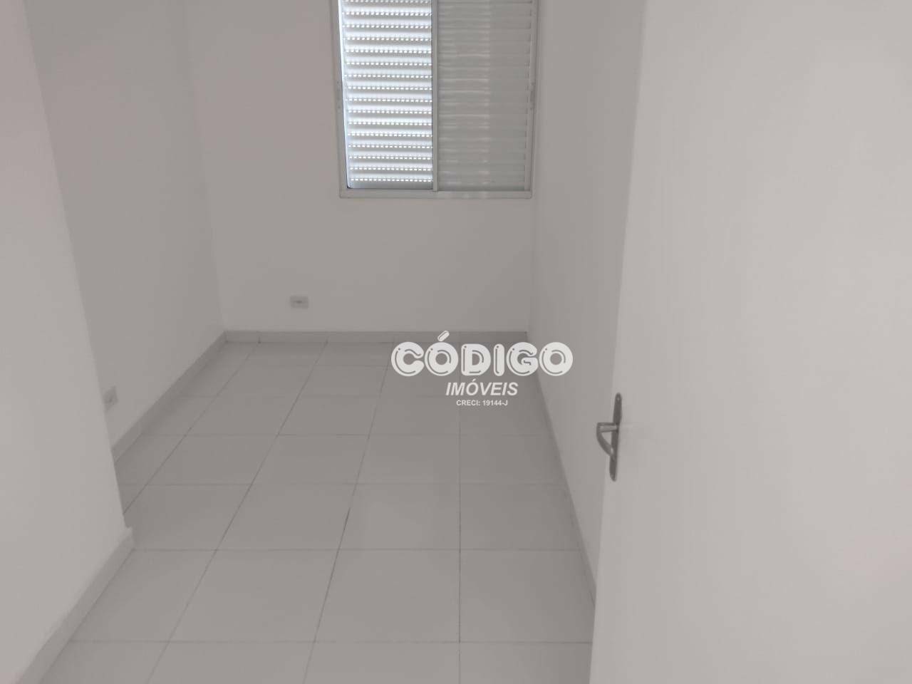 Apartamento à venda com 2 quartos, 62m² - Foto 6