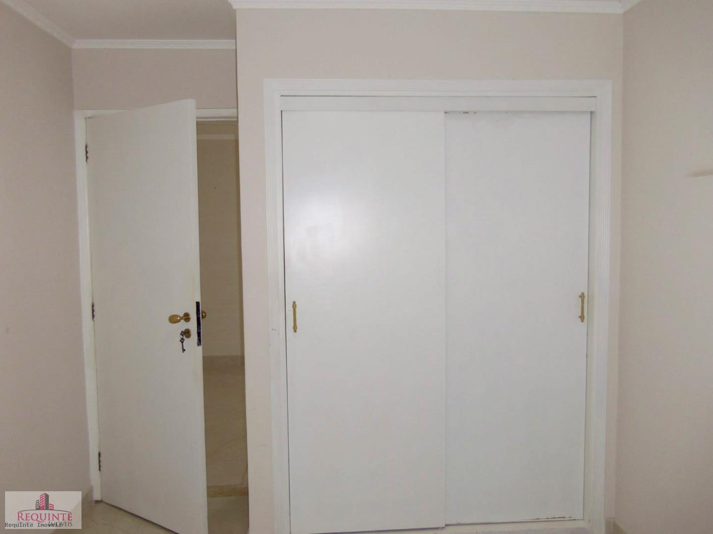 Apartamento para alugar com 2 quartos, 72m² - Foto 6