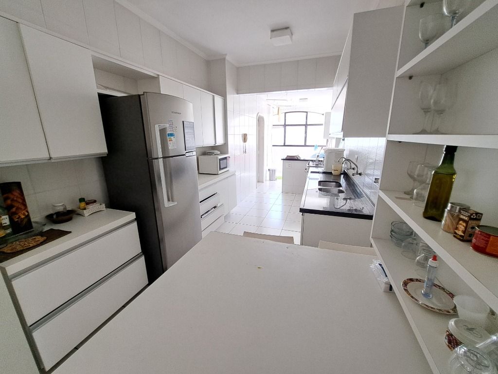 Apartamento à venda com 4 quartos, 200m² - Foto 28