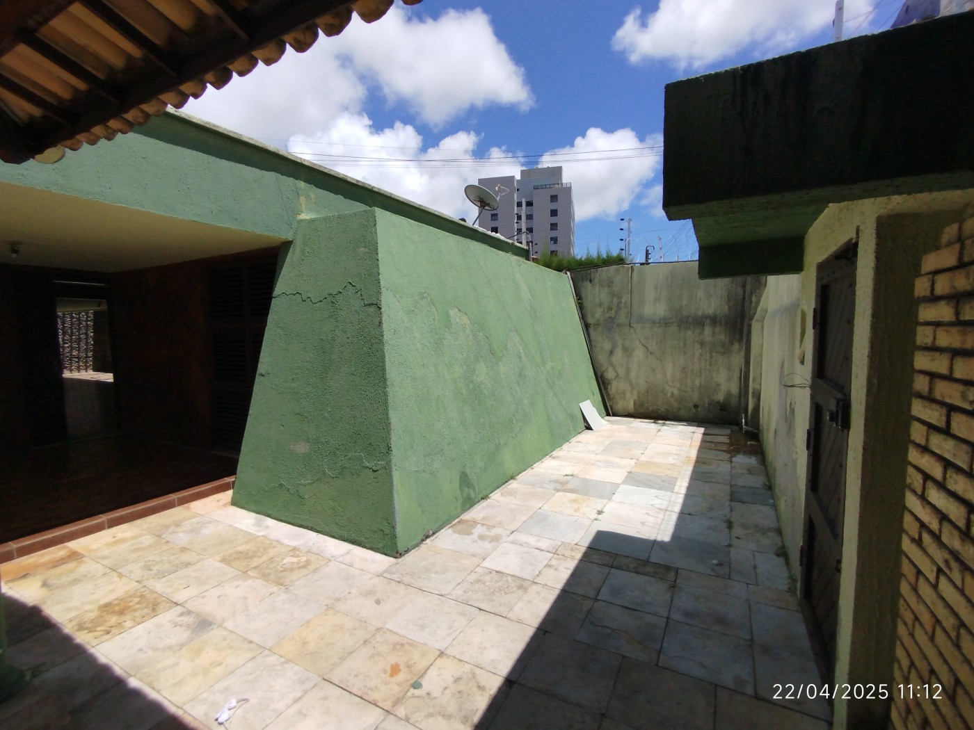 Casa para alugar com 5 quartos, 200m² - Foto 16