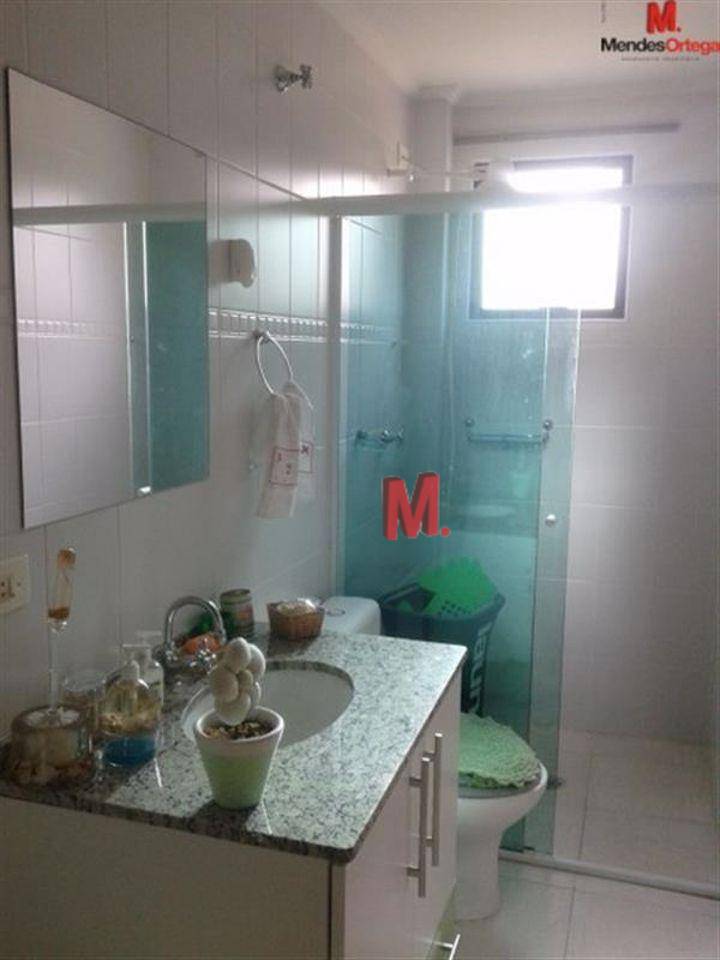 Apartamento à venda com 2 quartos, 80m² - Foto 10