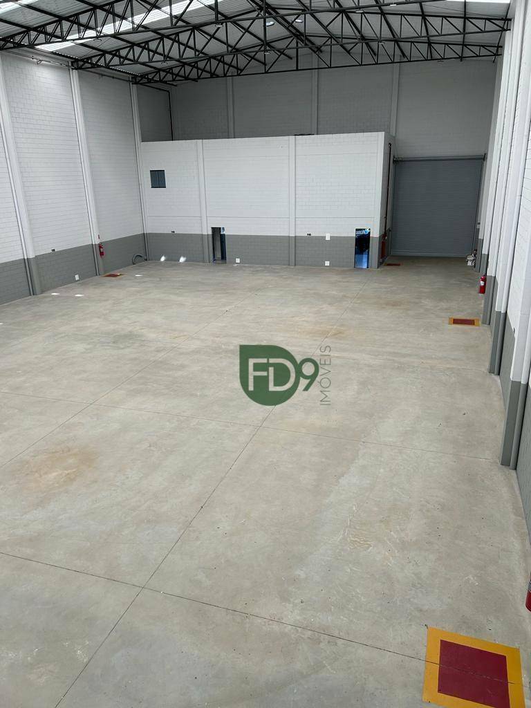 Depósito-Galpão-Armazém para alugar, 600m² - Foto 22