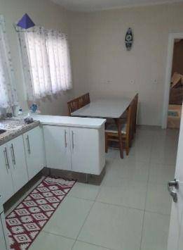 Sobrado à venda com 3 quartos, 190m² - Foto 5