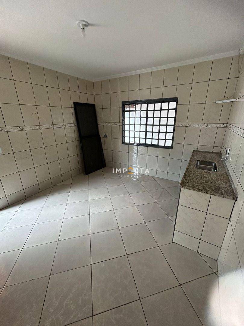 Casa à venda com 3 quartos, 168m² - Foto 8