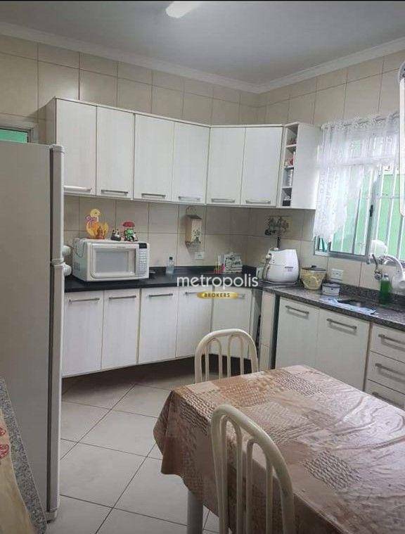 Sobrado à venda com 3 quartos, 245m² - Foto 3