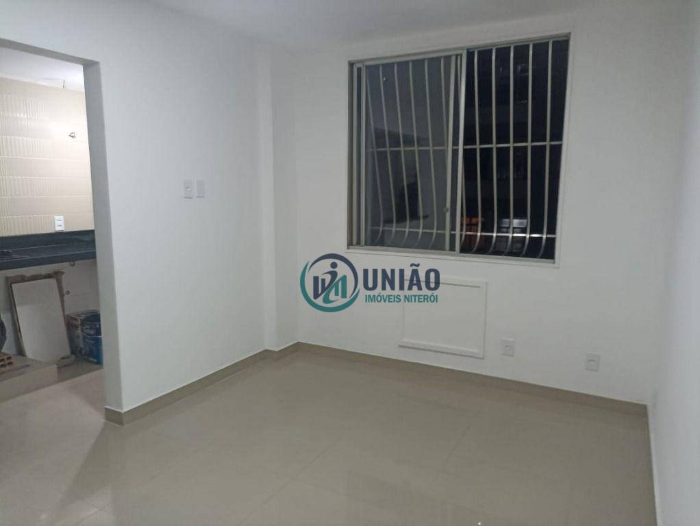 Apartamento à venda com 2 quartos, 50m² - Foto 4