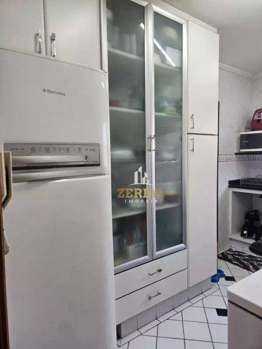 Apartamento à venda com 2 quartos, 70m² - Foto 4