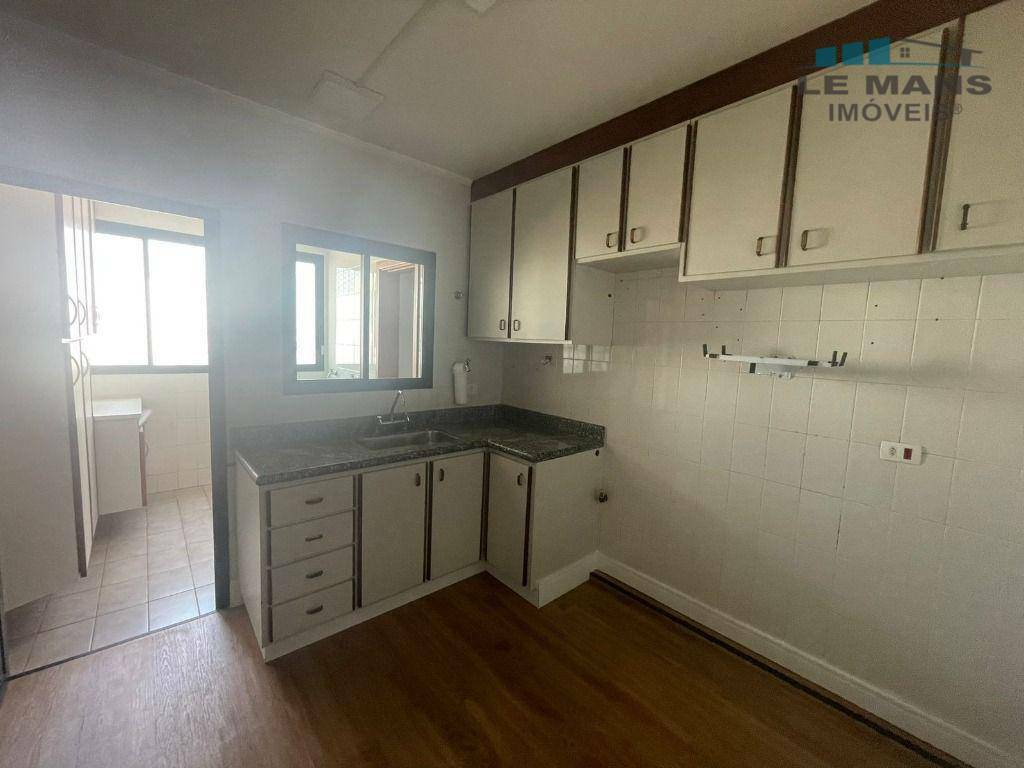 Apartamento à venda com 3 quartos, 103m² - Foto 3