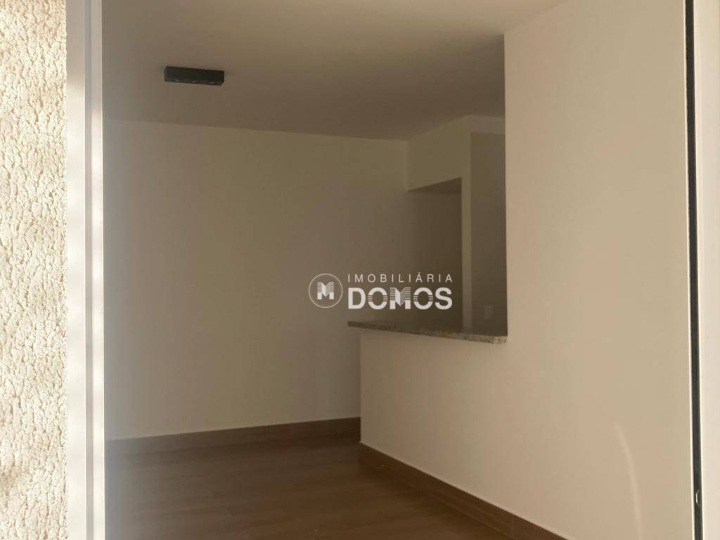 Apartamento à venda com 2 quartos, 80m² - Foto 13