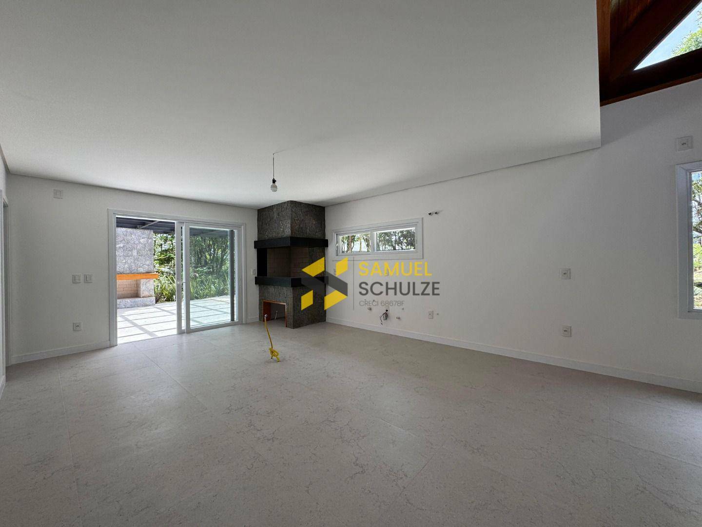 Casa de Condomínio à venda com 3 quartos, 300m² - Foto 6