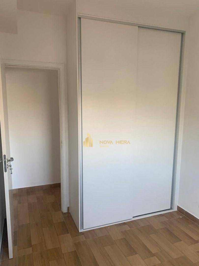 Apartamento à venda com 2 quartos, 50m² - Foto 4