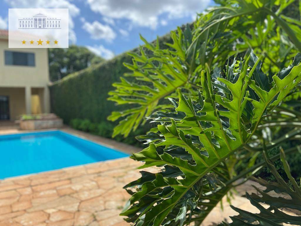 Sobrado, 3 quartos, 338 m² - Foto 1