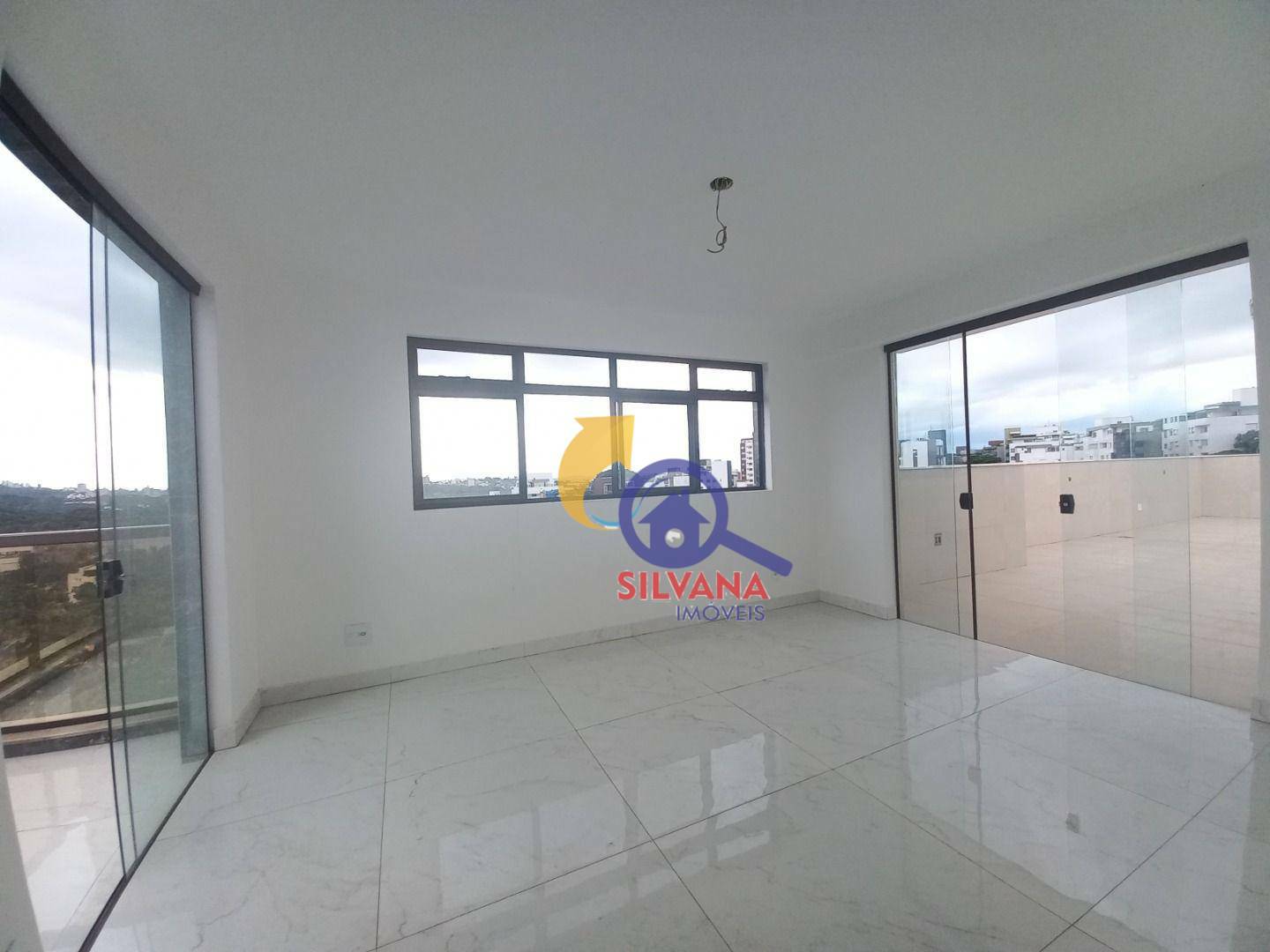 Apartamento à venda com 4 quartos, 120m² - Foto 1