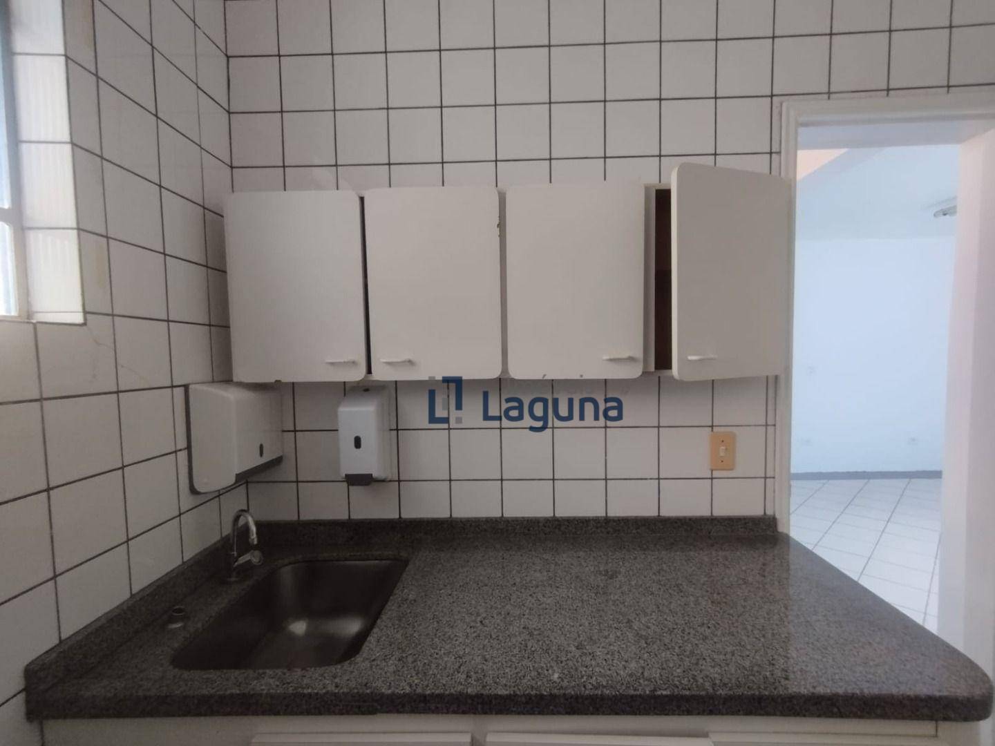 Prédio Inteiro para alugar, 670m² - Foto 26