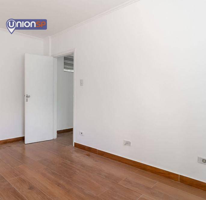 Apartamento à venda com 2 quartos, 40m² - Foto 9