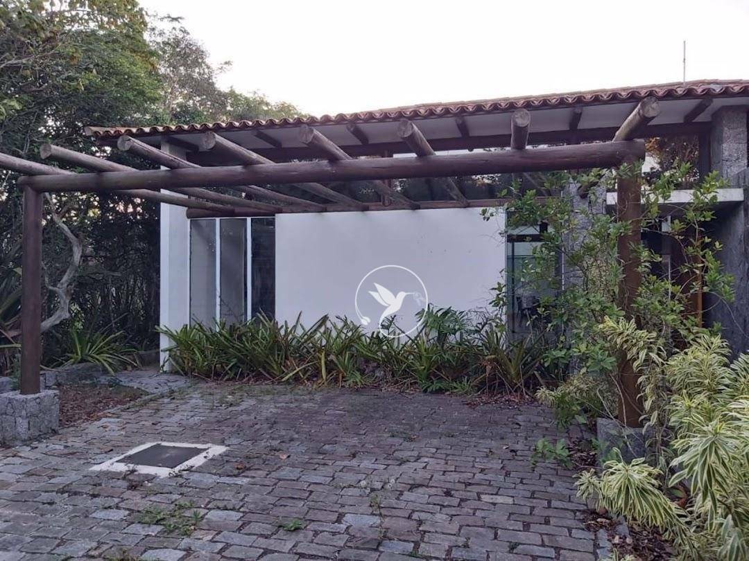 Casa de Condomínio à venda com 3 quartos, 340m² - Foto 36