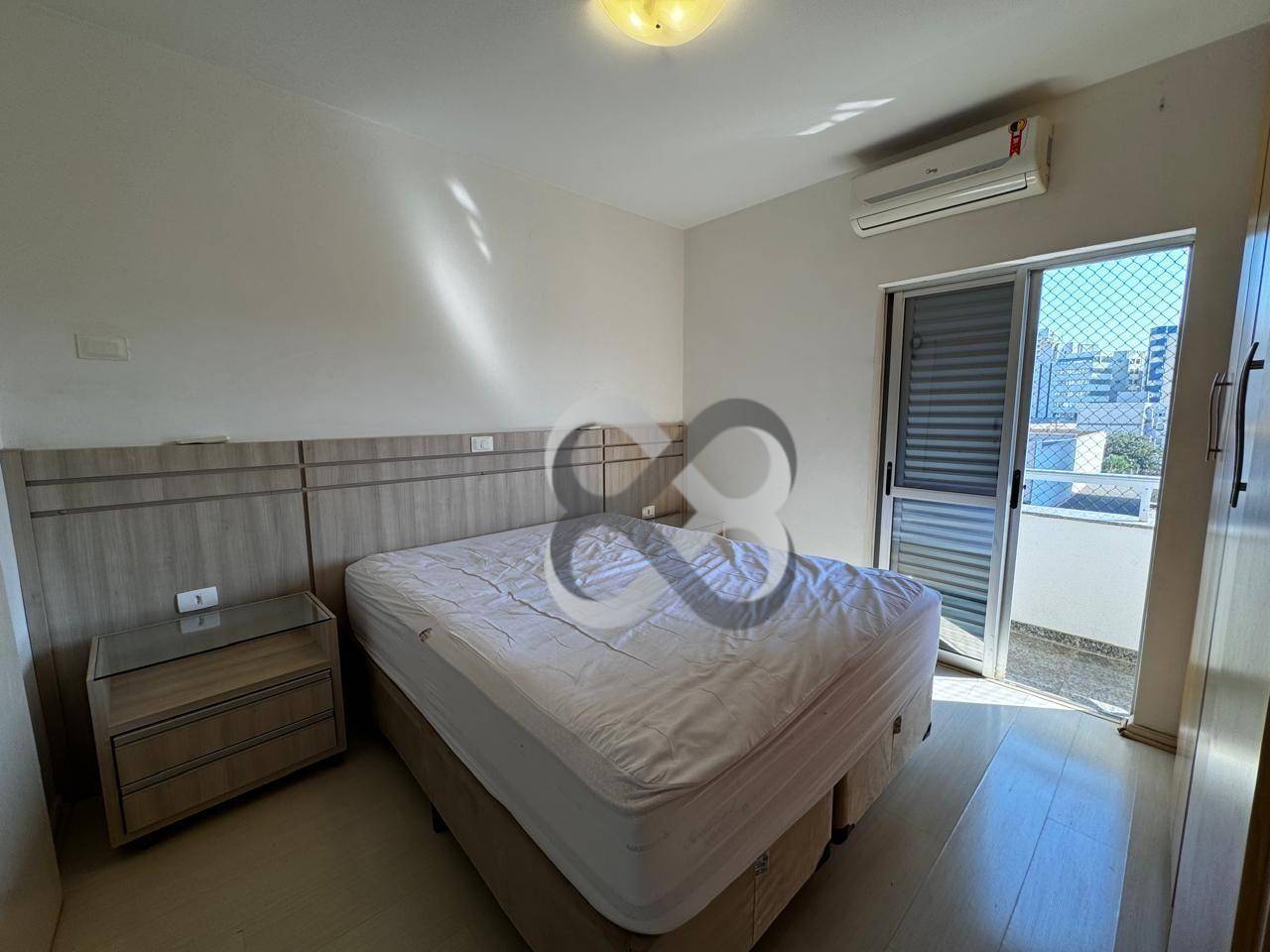 Apartamento para alugar com 4 quartos, 96m² - Foto 14