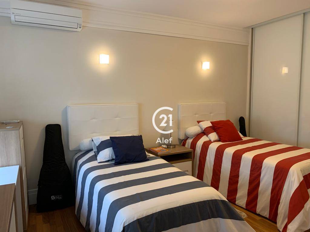 Apartamento à venda com 4 quartos, 277m² - Foto 19