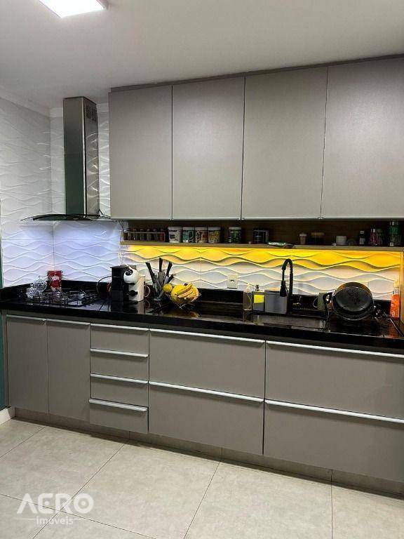 Casa à venda com 3 quartos, 115m² - Foto 6