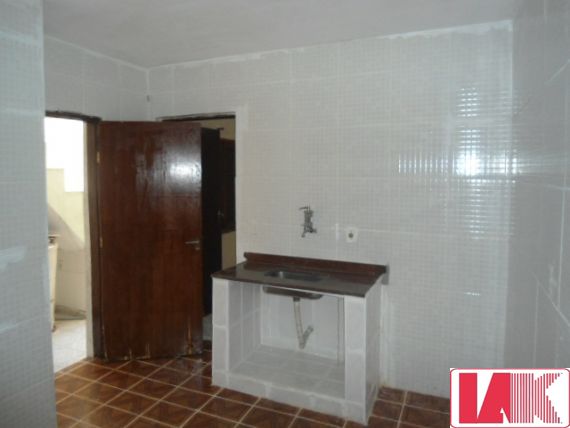 Casa para alugar com 1 quarto, 25m² - Foto 15